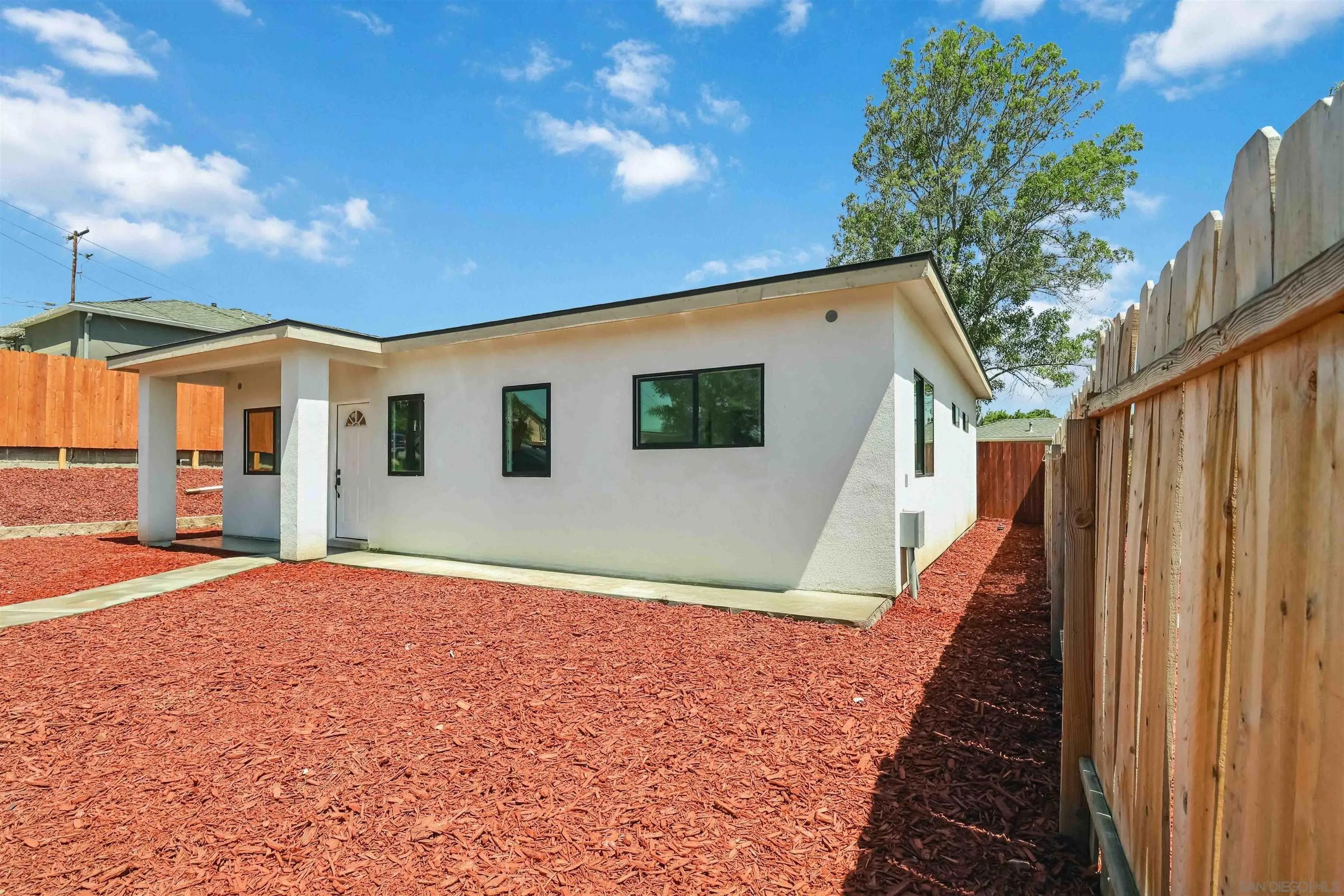 4712 Harbinson Ave.