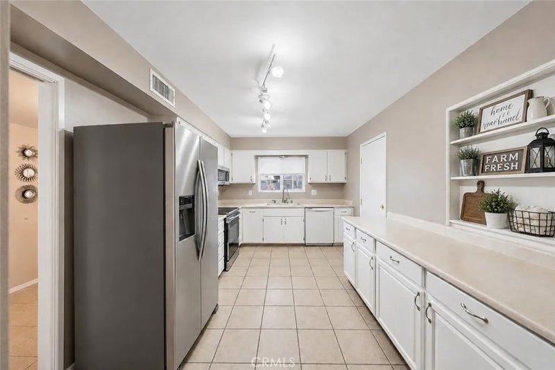 26106 Pine Valley Rd