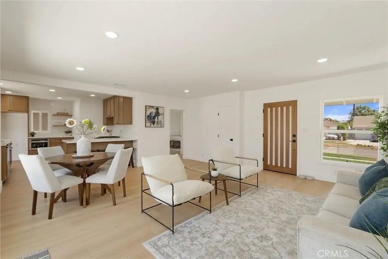 3683 San Anseline