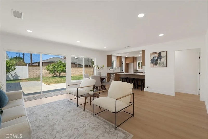3683 San Anseline