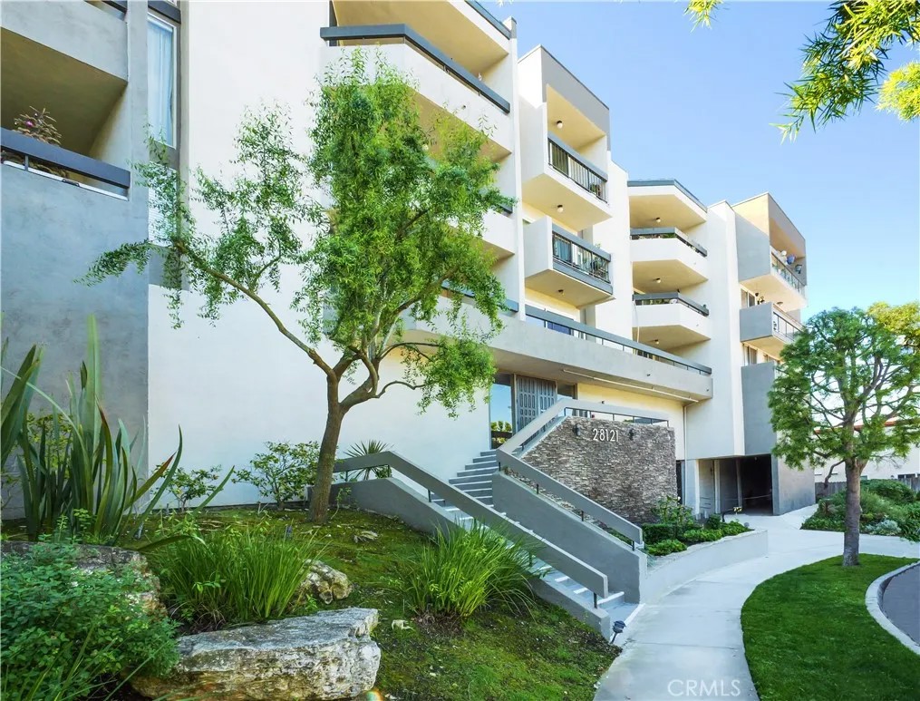 28121 Highridge 311