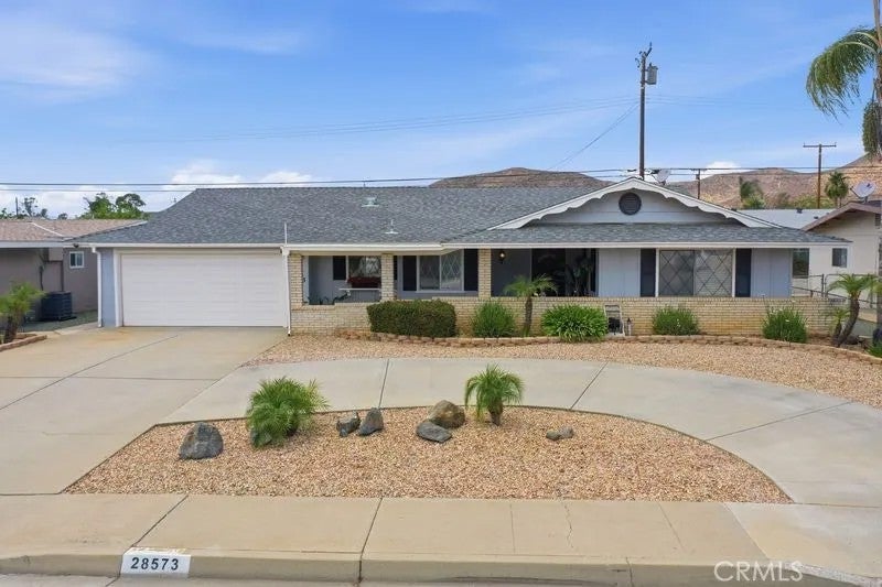 28573 Murrieta Road