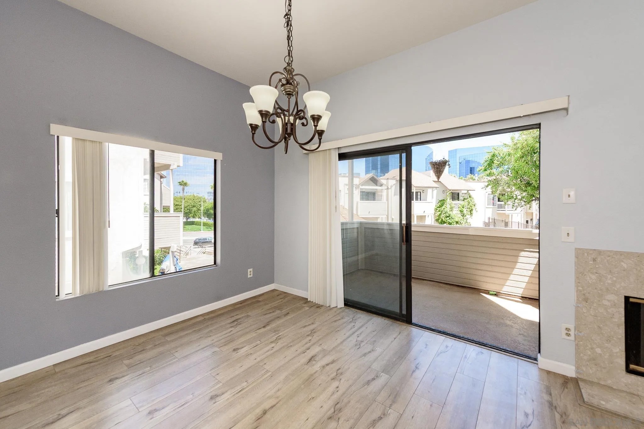 4639 Executive Drive 54
