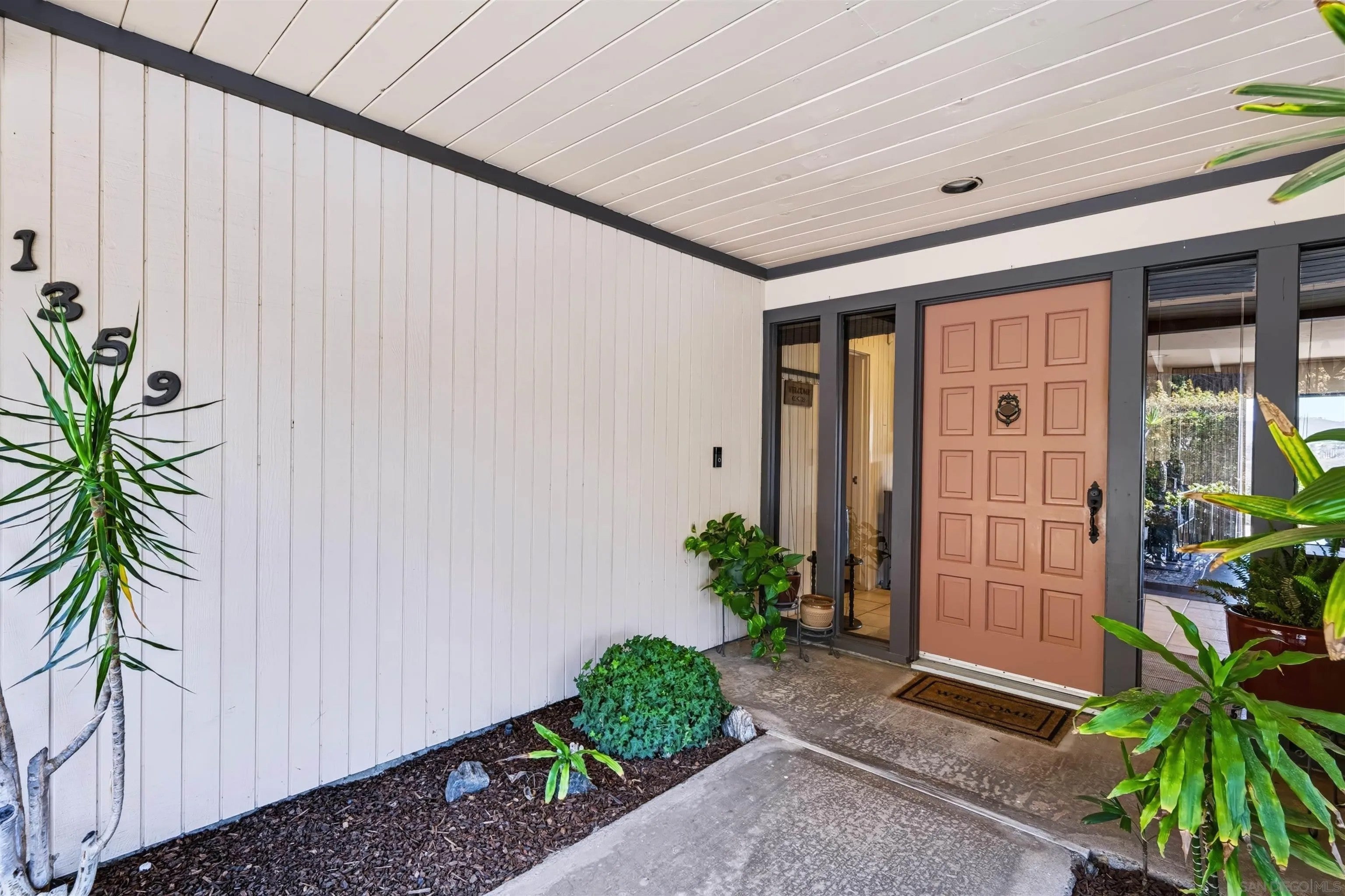 1359 Knoll Park Lane