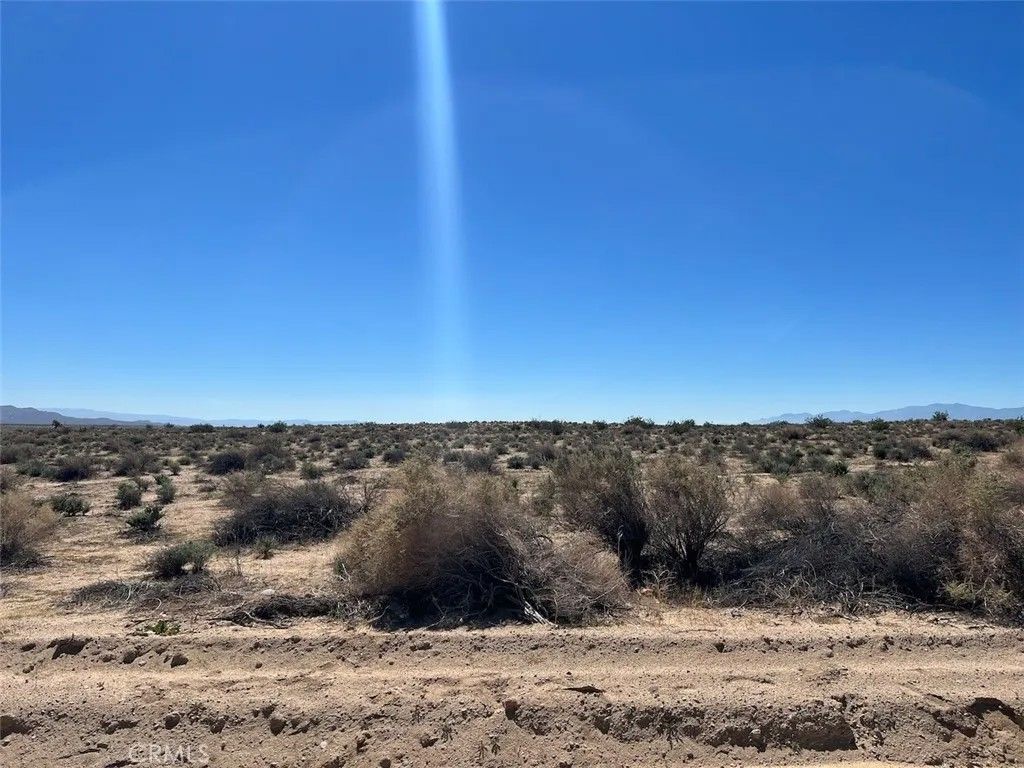 Photo of 0 Zephyr, Helendale, CA 92342 (MLS # SB26083929)