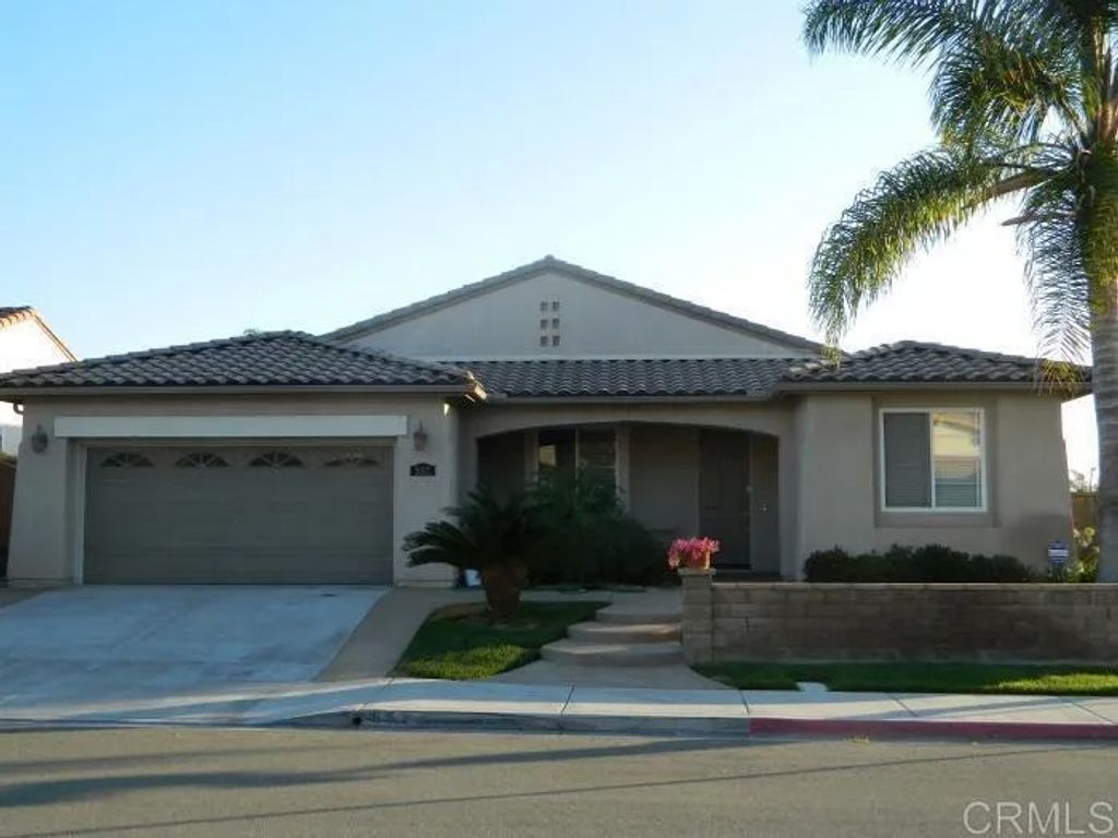 Photo of 552 Bent Trail Drive, Chula Vista, CA 91914 (MLS # PTP2508099)