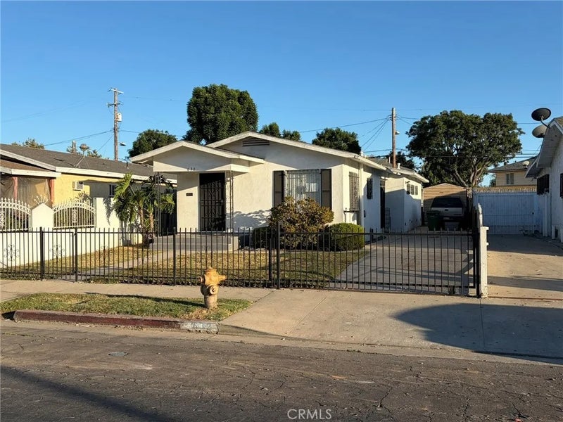 632 E 87th
