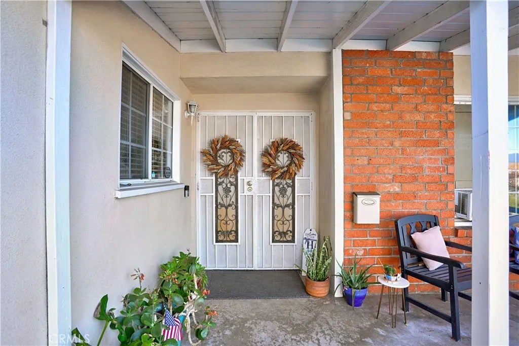 27611 Villa