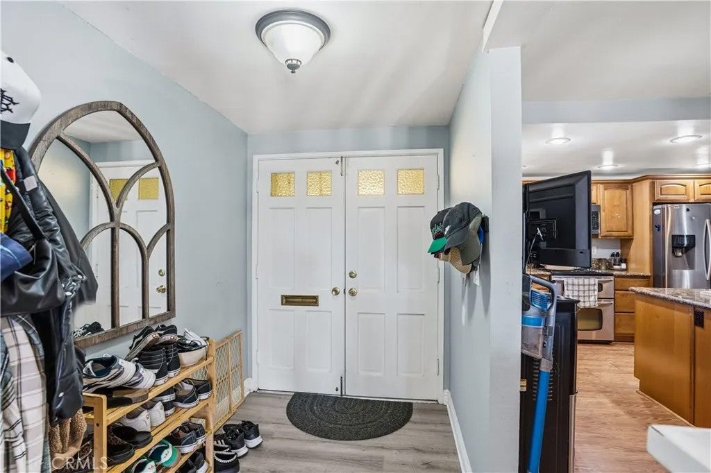 27611 Villa