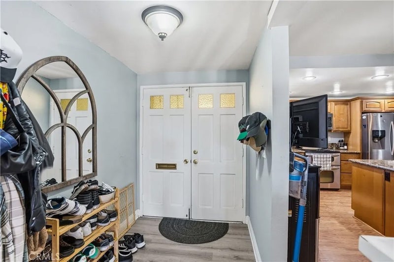 27611 Villa