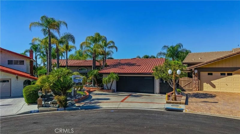 30405 Golden Gate