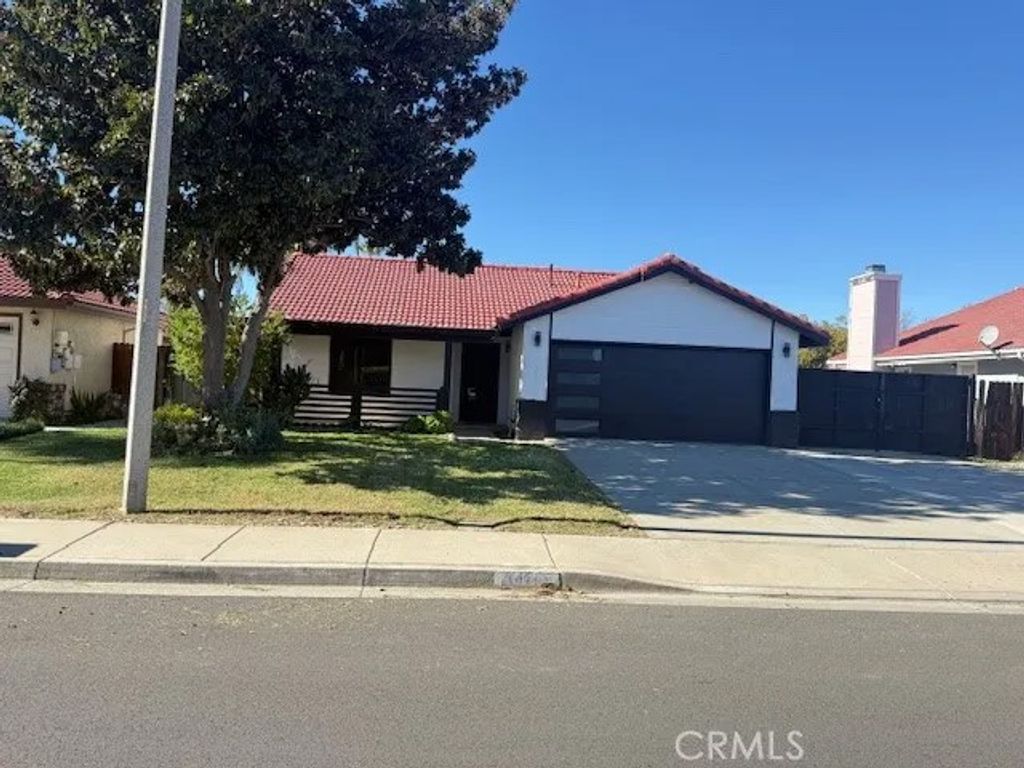 Photo of 1471 S Palm Ave, Hemet, CA 92543 (MLS # OC26017165)