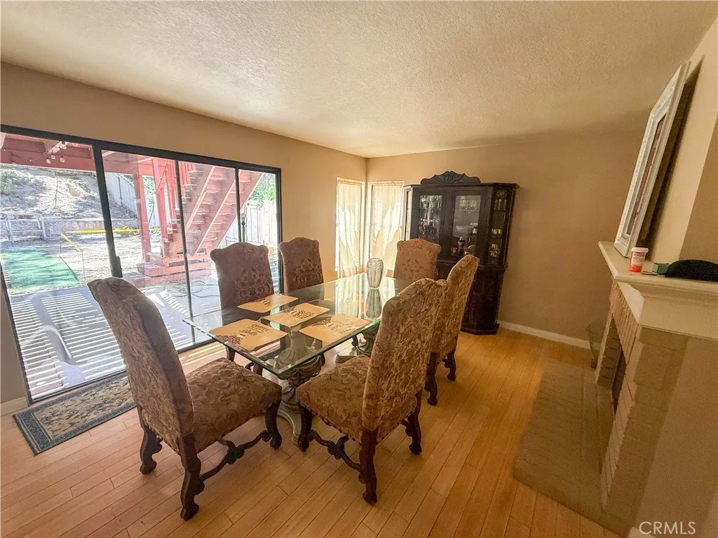 28982 Sam Place