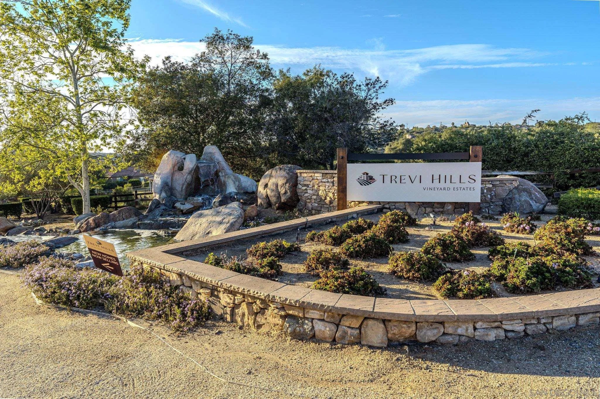 12872 Vineyard Crest Pl 10