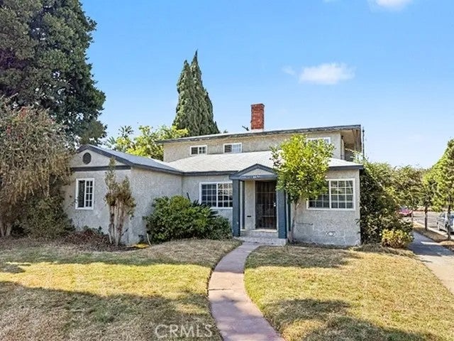 2851 Delaware Avenue, Santa Monica