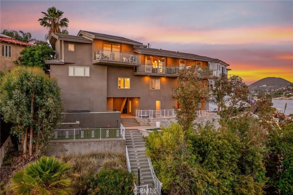 29743 Buggywhip Court