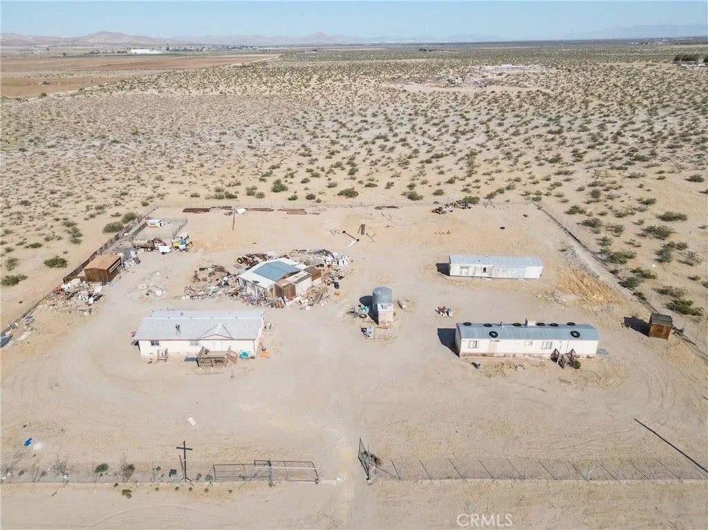 Photo of 18785 El Mirage Airport Rd, El Mirage, CA 92301 (MLS # IG26073663)
