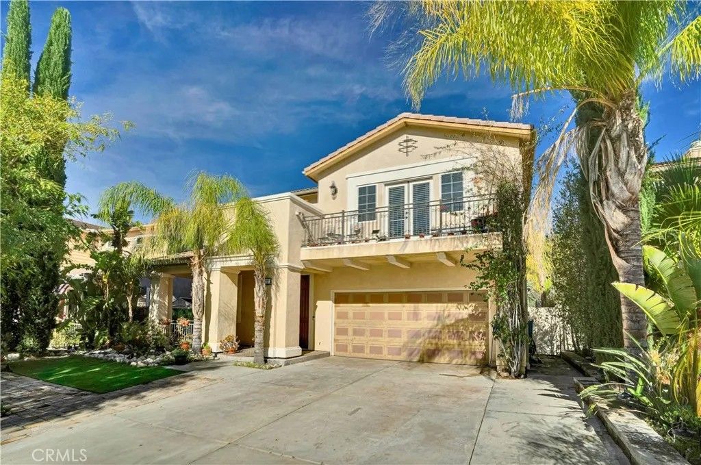 Photo of 15717 Alia Court, Canyon Country, CA 91387 (MLS # SR26023567)