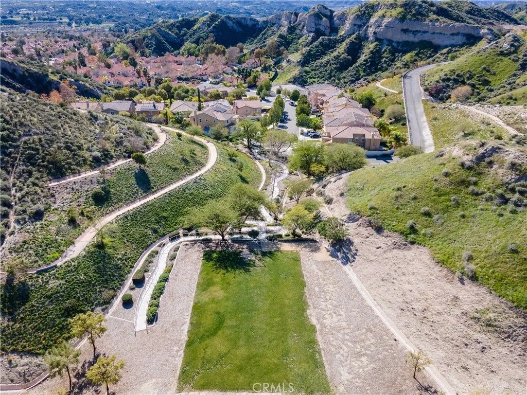 Photo of 15717 Alia Court, Canyon Country, CA 91387 (MLS # SR26023567)