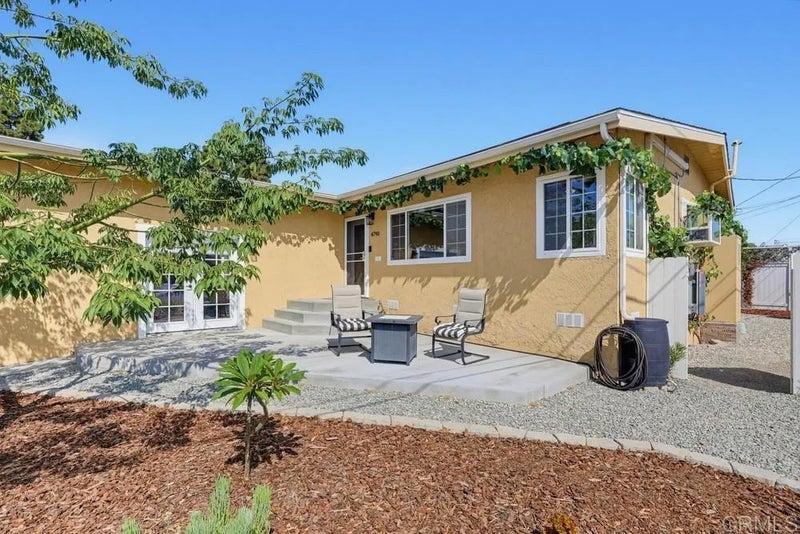 4790 Solola Ave