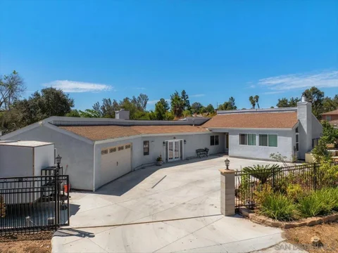 1105 North Ave, Escondido, CA 92026 - #: 260022258