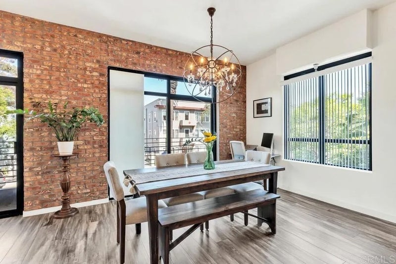 889 Date Street 144