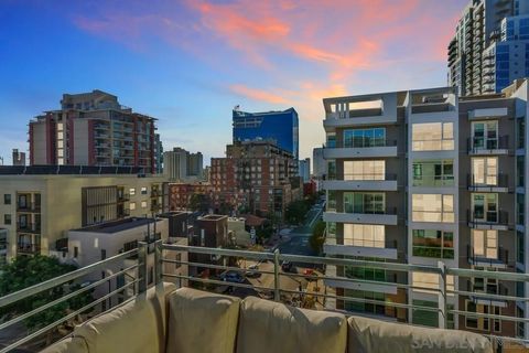 Tiny photo for 1050 Island Avenue #612, San Diego, CA 92101 (MLS # 260003425)