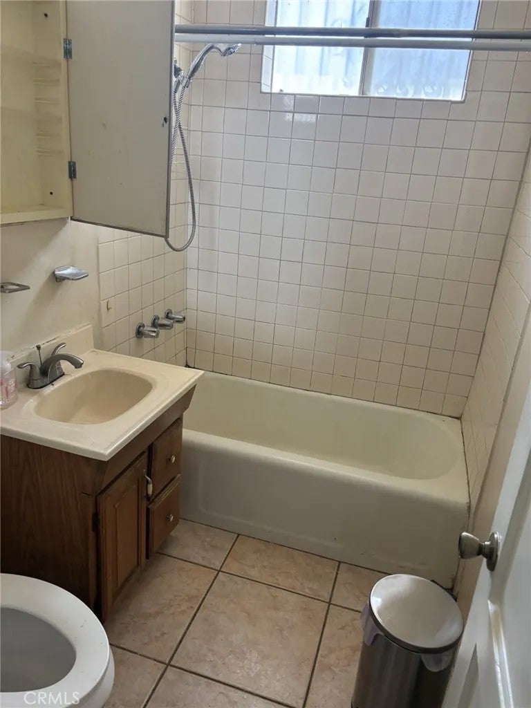 8156 Hazeltine