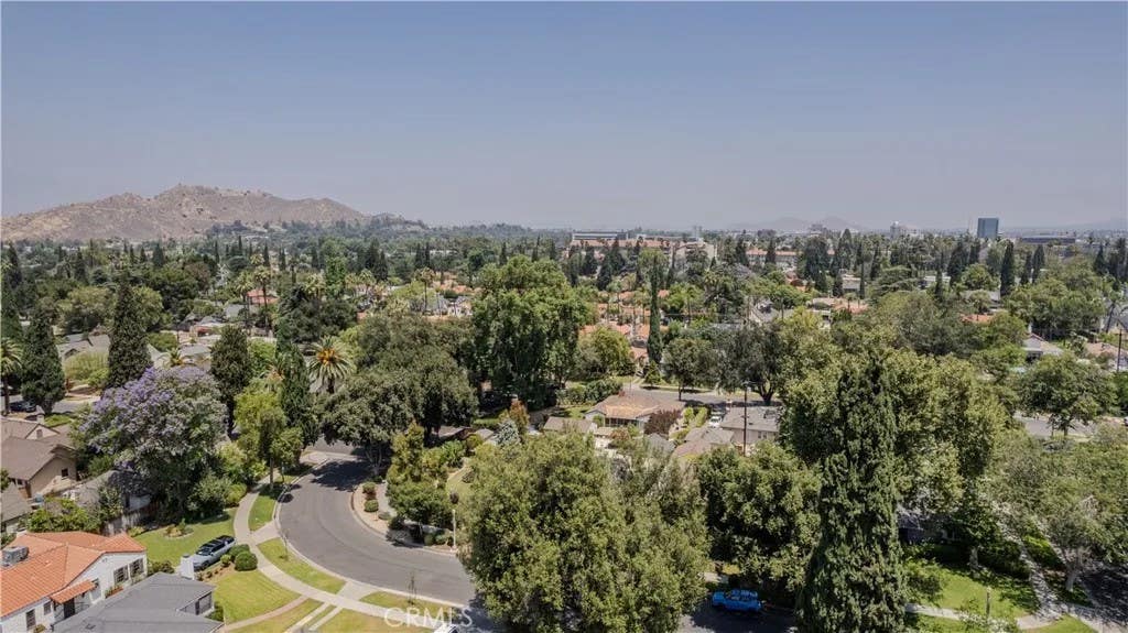 Photo of 3564 Elmwood DR, Riverside, CA 92506 (MLS # IV26113728)