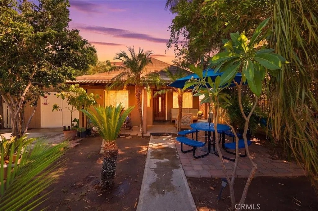 Photo of 448 W F Street, Colton, CA 92324 (MLS # IG26188168)