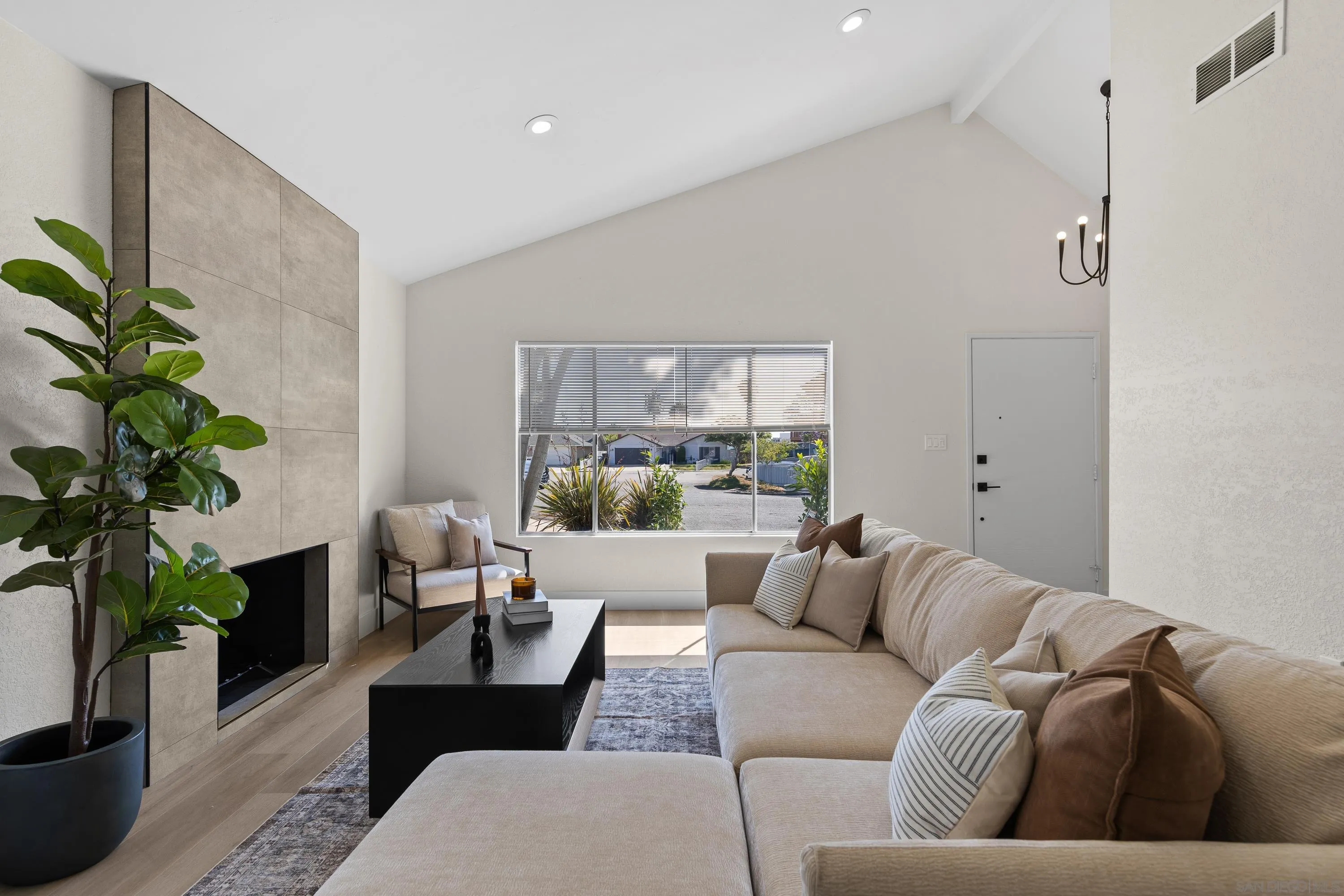 1267 Sonoma Ct