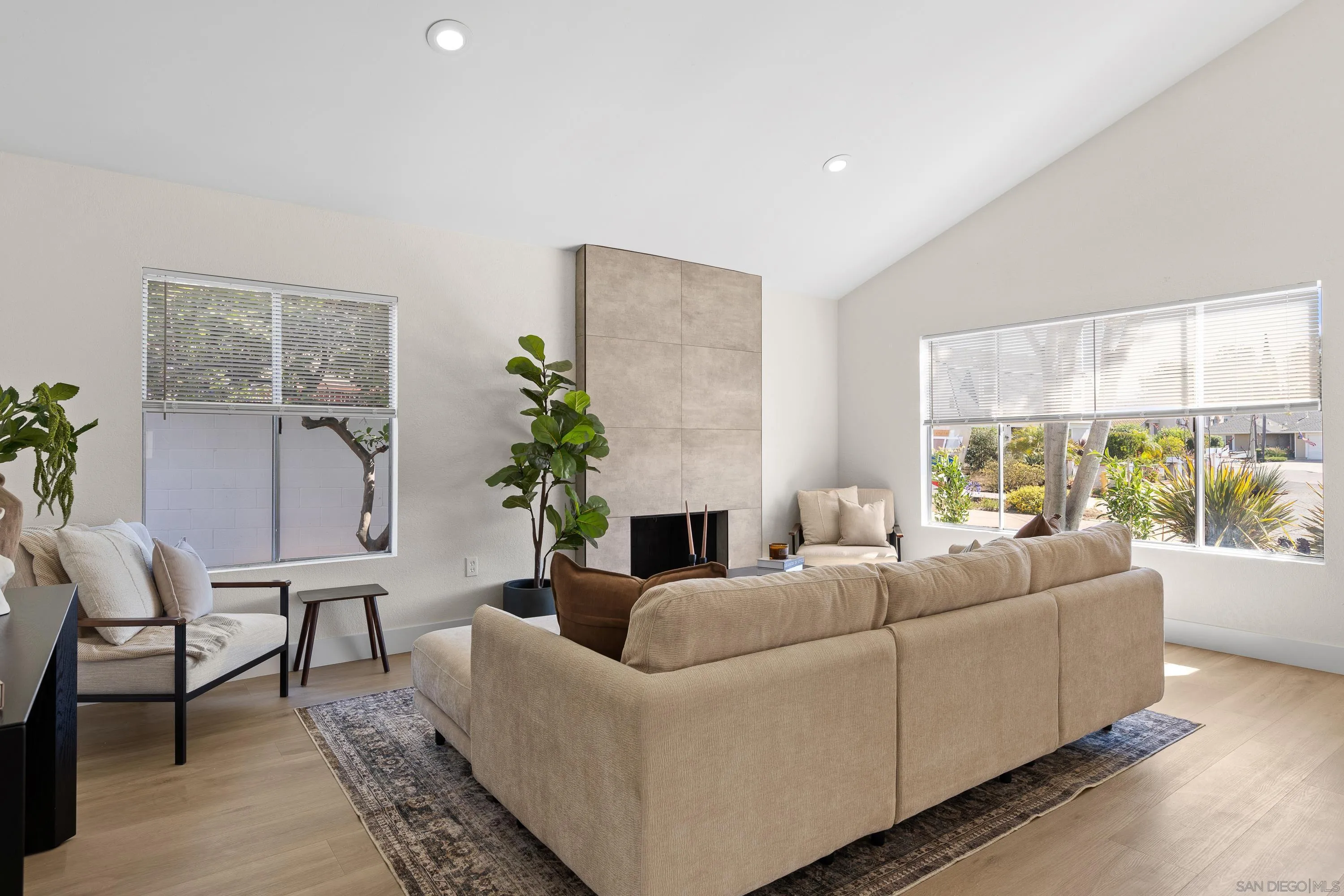 1267 Sonoma Ct