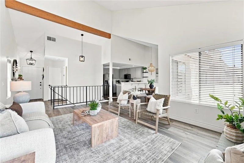 4707 E Via La Paloma 6