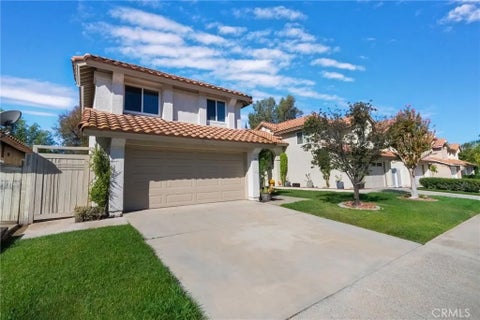 Photo of 10 Pasada Valiente, Rancho Santa Margarita, CA 92688 (MLS # OC26152575)