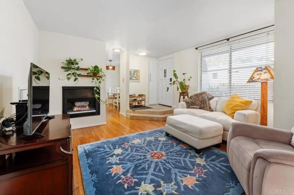 Photo of 4051 Fanuel St #8, Pacific Beach (san Diego), CA 92109 (MLS # NDP2600951)