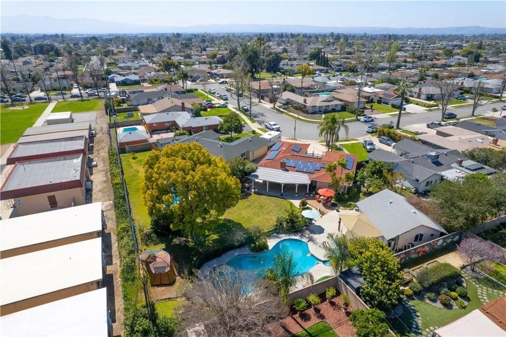 Photo of 818 W Bonnie Brae Court, Ontario, CA 91762 (MLS # WS26092845)