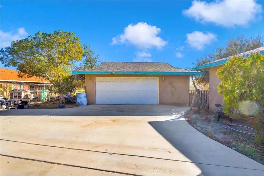 Photo of 18393 Orange St, Hesperia, CA 92345 (MLS # OC26013301)