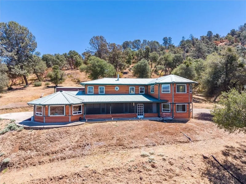 4921 Lookout Mountain