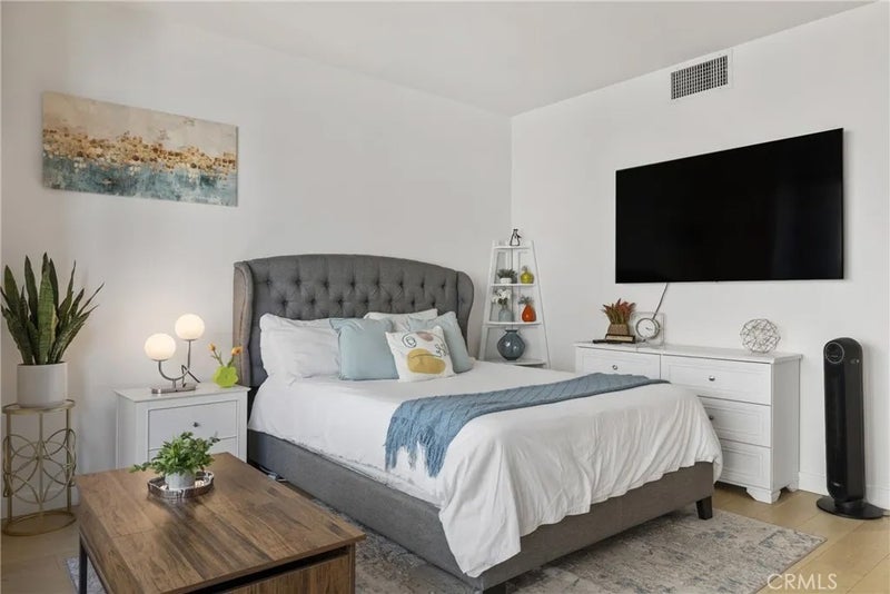 400 S Broadway 924