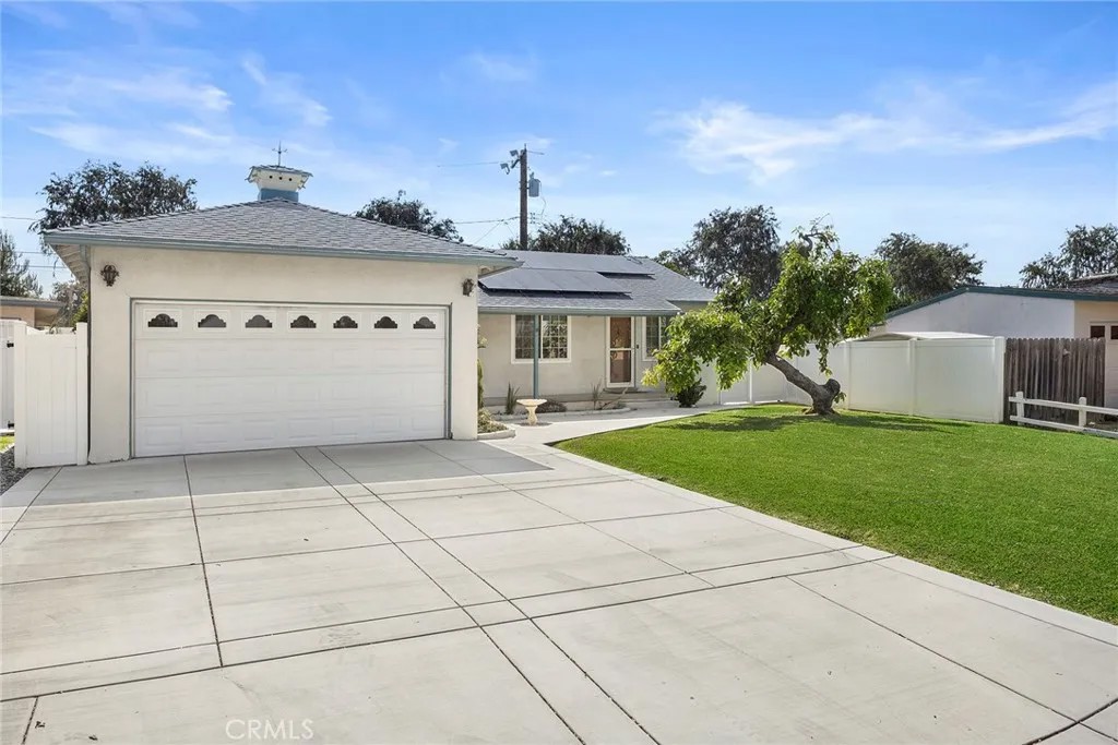 1030 La Mirada Street