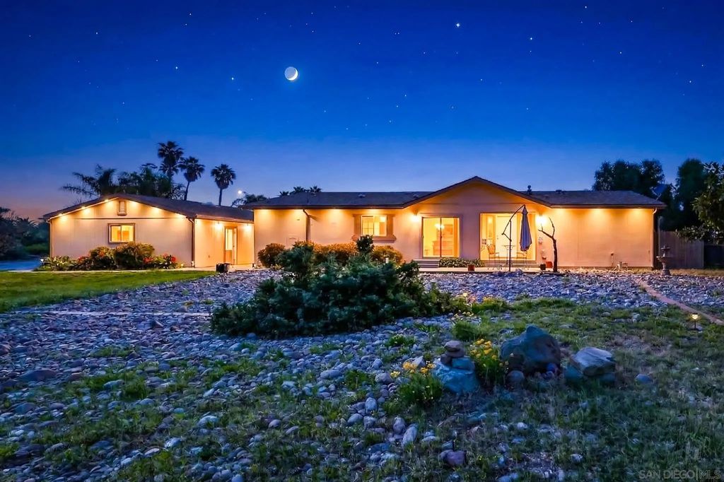 Photo of 273 Stallion Dr, Oceanside, CA 92057 (MLS # 260005809)