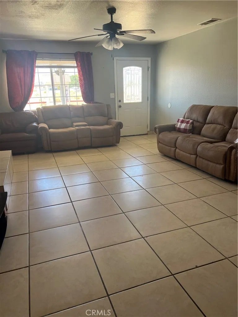 8413 Greenwood