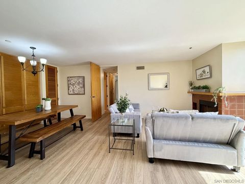 Tiny photo for 4082 Albatross St #7, San Diego, CA 92103 (MLS # 260004378)