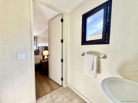 Tiny photo for 4082 Albatross St #7, San Diego, CA 92103 (MLS # 260004378)