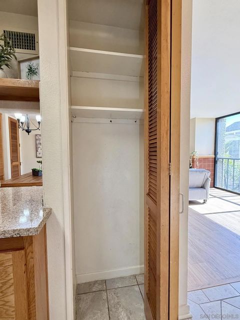 Tiny photo for 4082 Albatross St #7, San Diego, CA 92103 (MLS # 260004378)