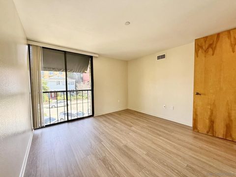 Tiny photo for 4082 Albatross St #7, San Diego, CA 92103 (MLS # 260004378)
