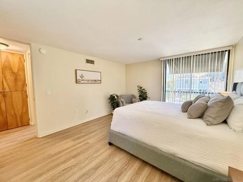 Tiny photo for 4082 Albatross St #7, San Diego, CA 92103 (MLS # 260004378)