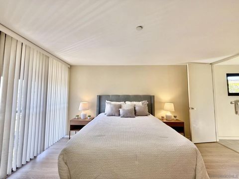 Tiny photo for 4082 Albatross St #7, San Diego, CA 92103 (MLS # 260004378)