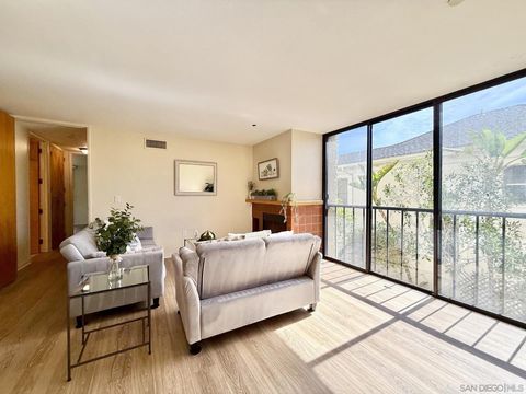 Tiny photo for 4082 Albatross St #7, San Diego, CA 92103 (MLS # 260004378)