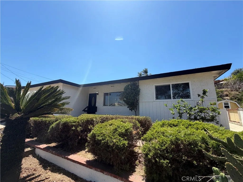 2204 Calle Tortuosa